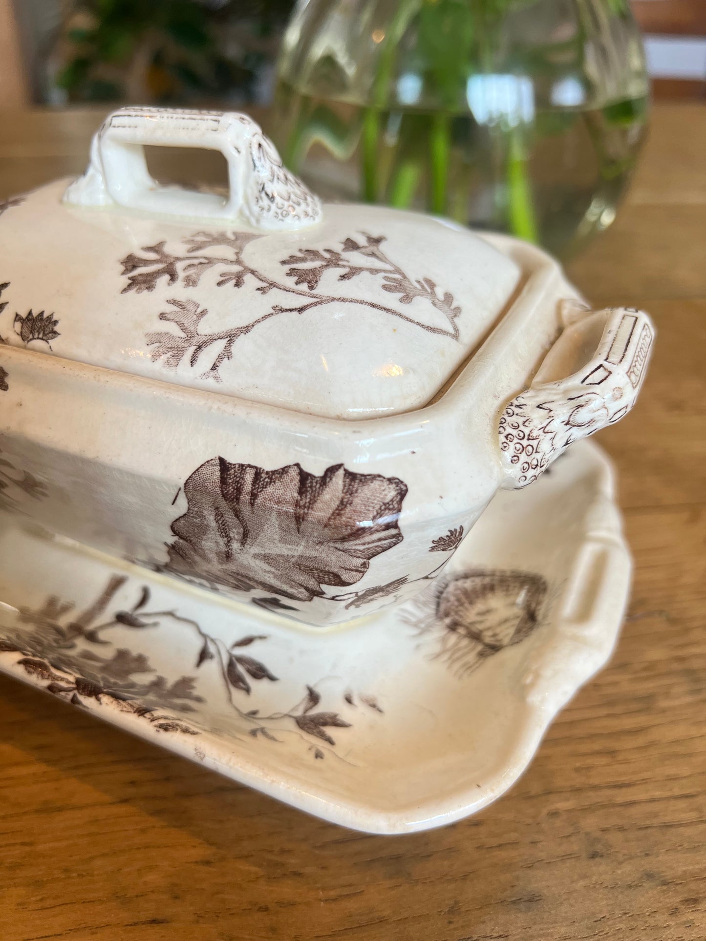 Saucière Wedgwood, anglais, modèle Neptune, en parfait état.