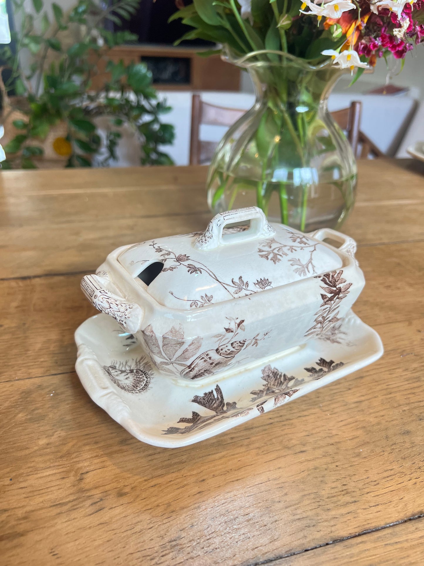 Saucière Wedgwood, anglais, modèle Neptune, en parfait état.