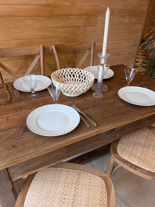 Table en chêne, pour 4 à 6 personnes, avec traverse et tiroir, super solide !