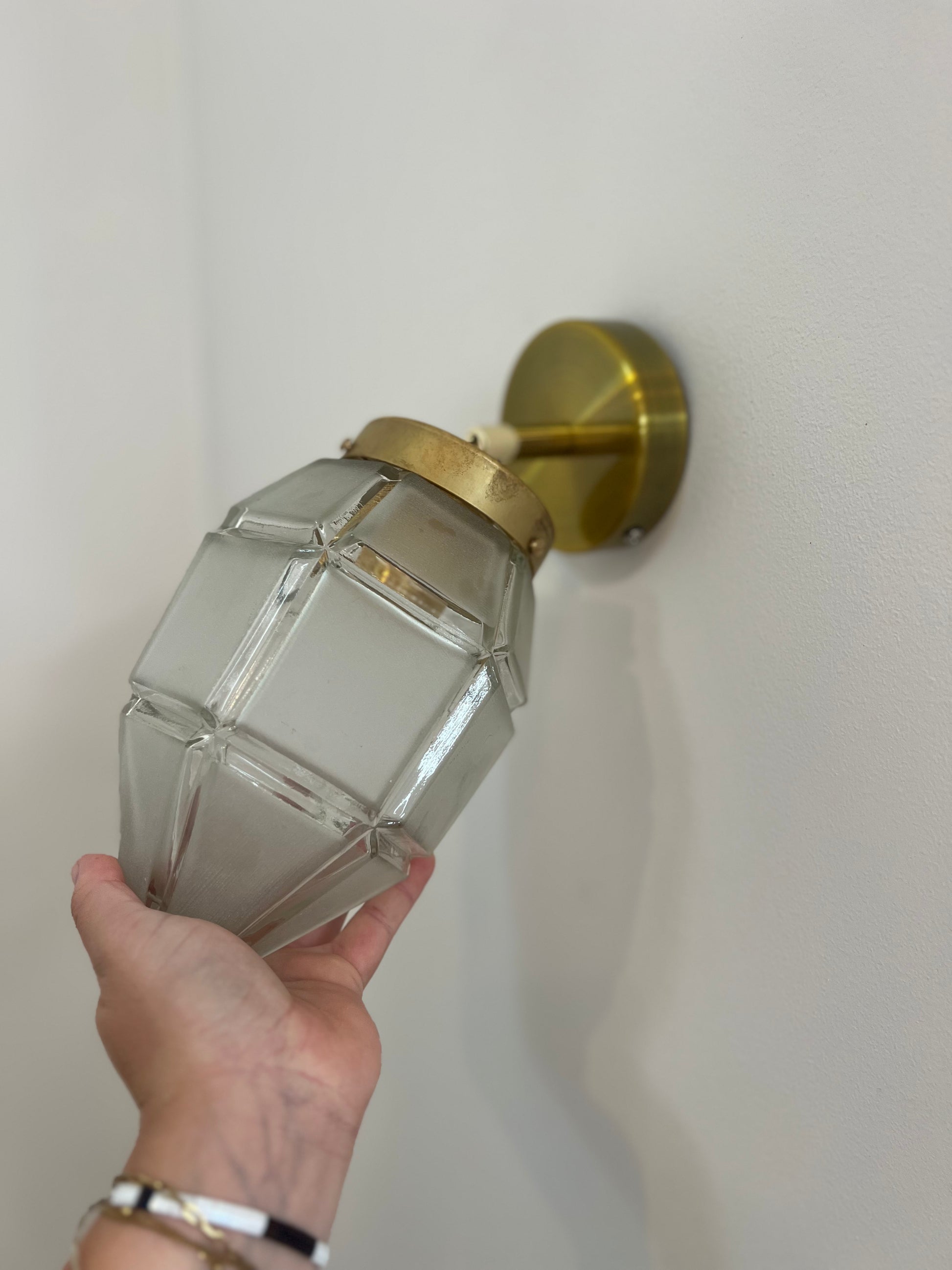 Applique orientable avec globe art déco, douille e27, création unique, électricité neuve.