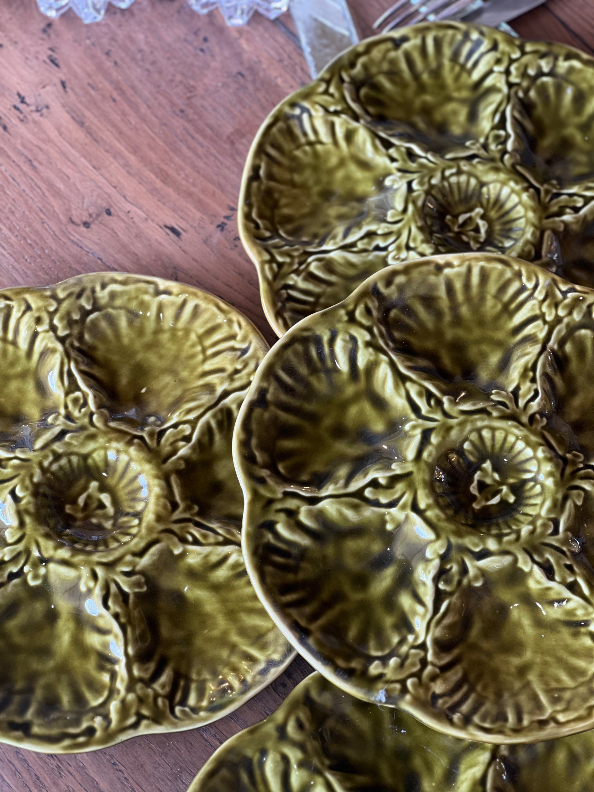5 assiettes à huitres Gien, en parfait état.&nbsp;