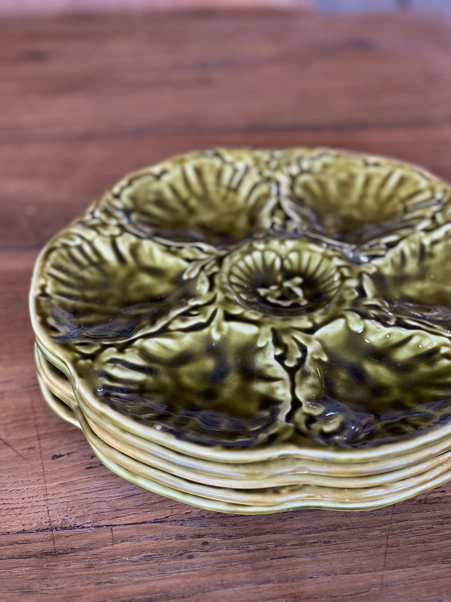 5 assiettes à huitres Gien, en parfait état.&nbsp;