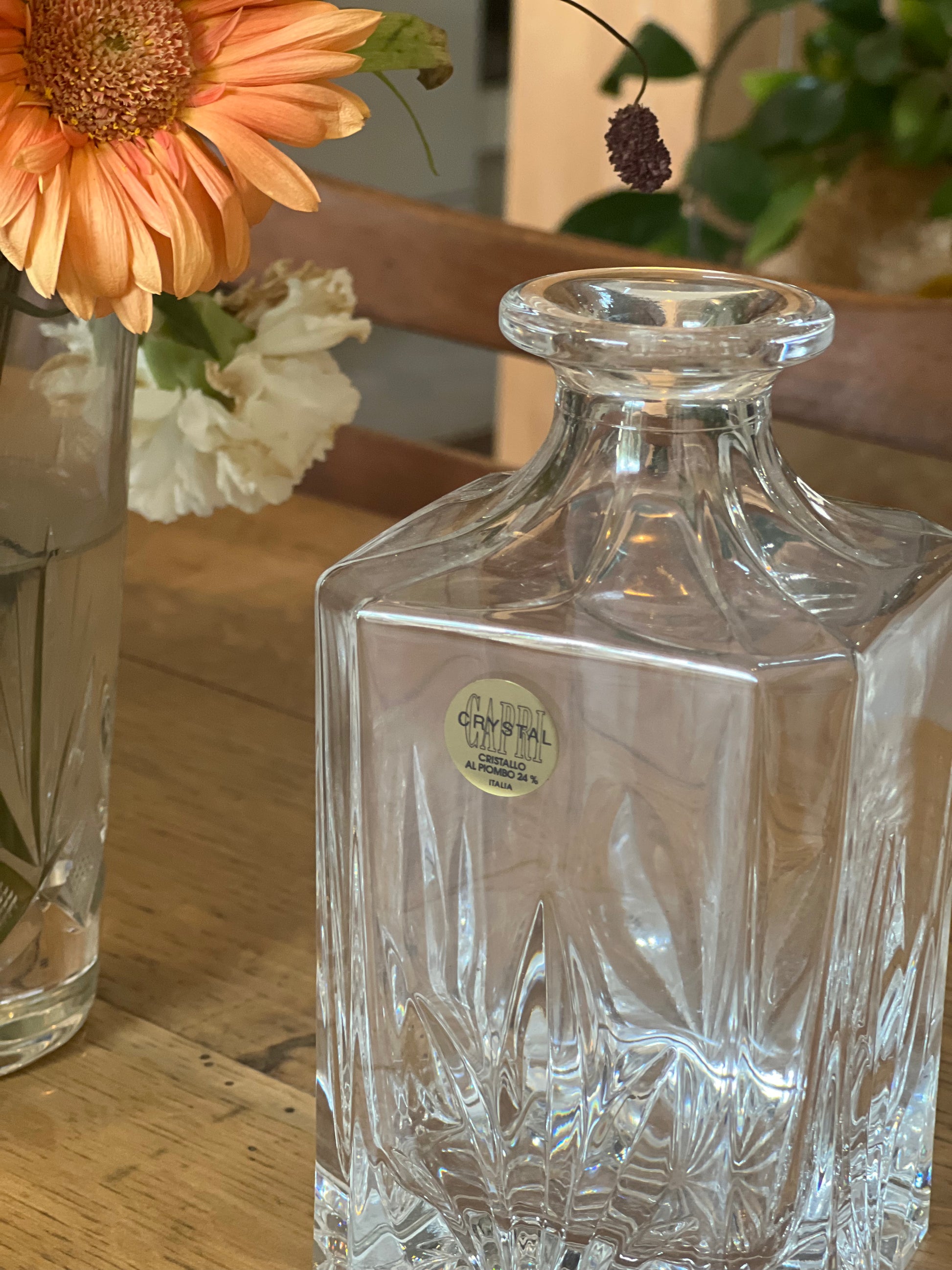 Petite carafe à whisky en cristal, en parfait état.