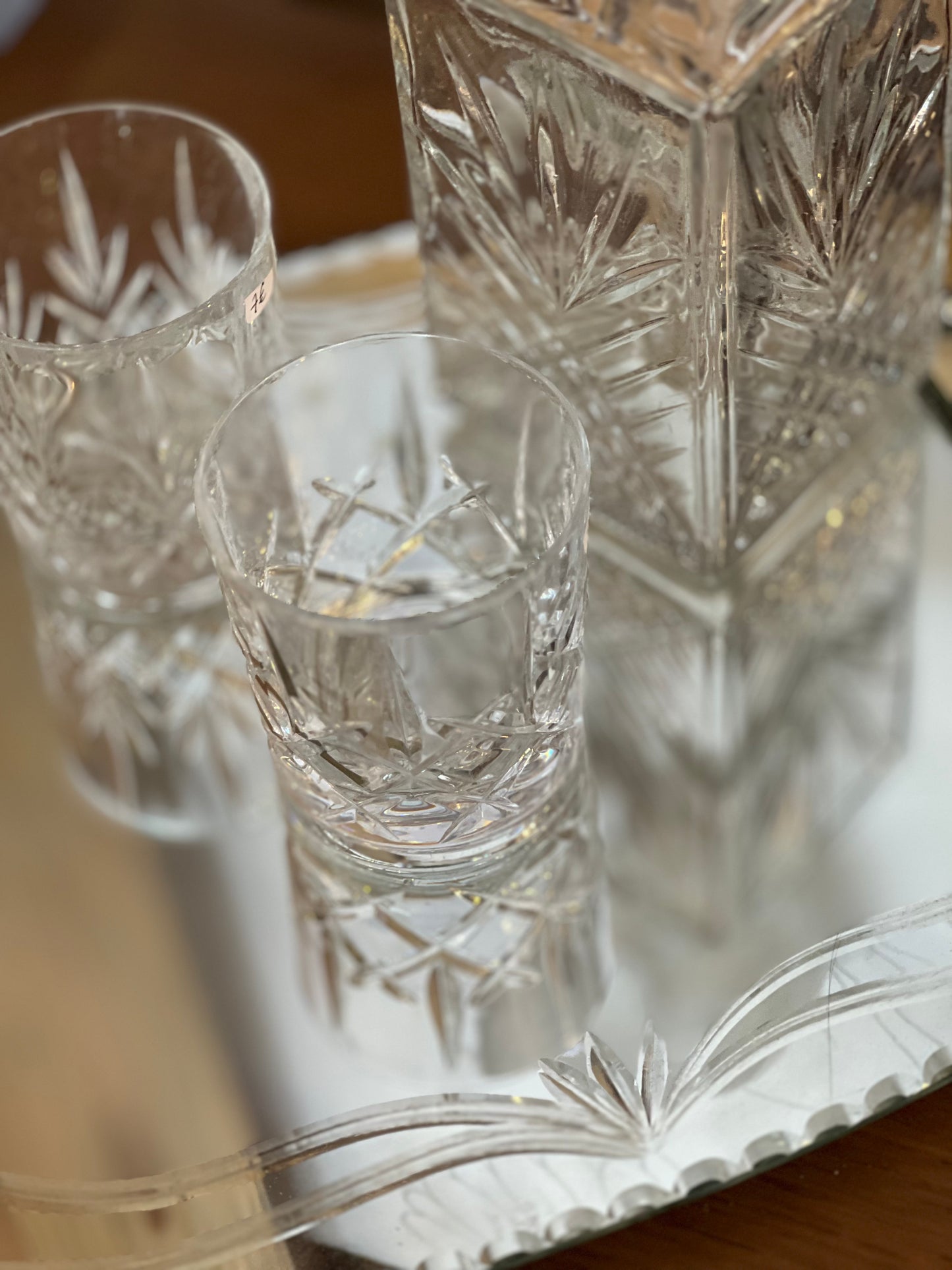 Carafe à whisky et 2 verres, parfait état.