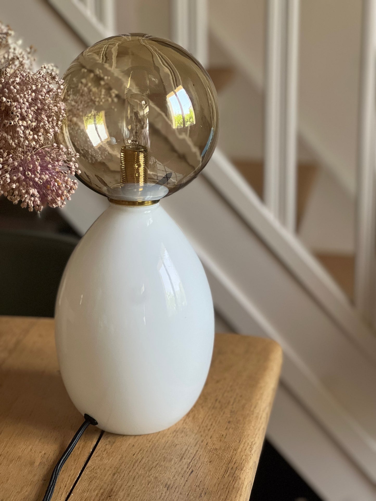 Lampe à poser, globes chinés, système électrique neuf.