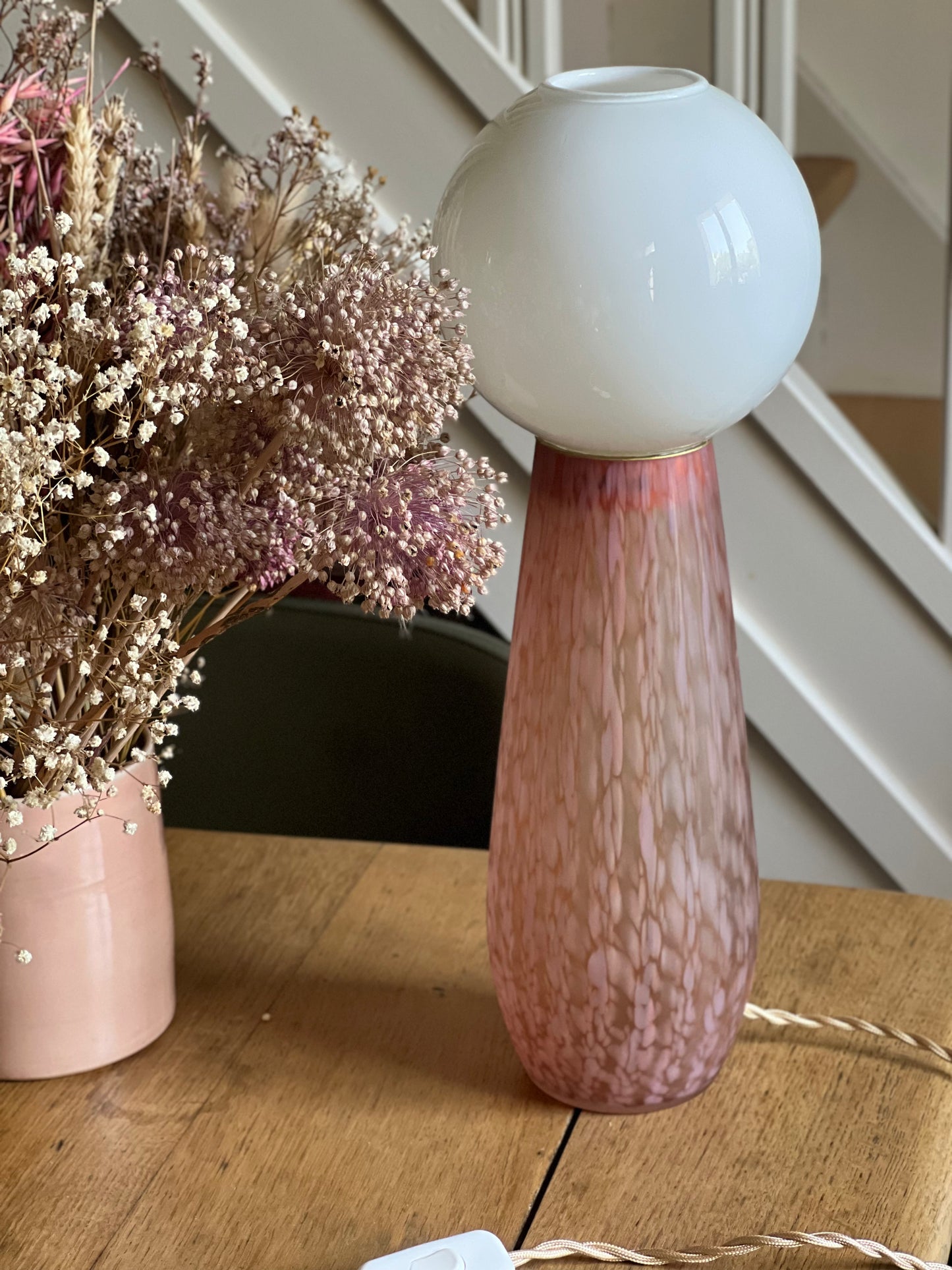Lampe à poser, globes chinés, système électrique neuf.