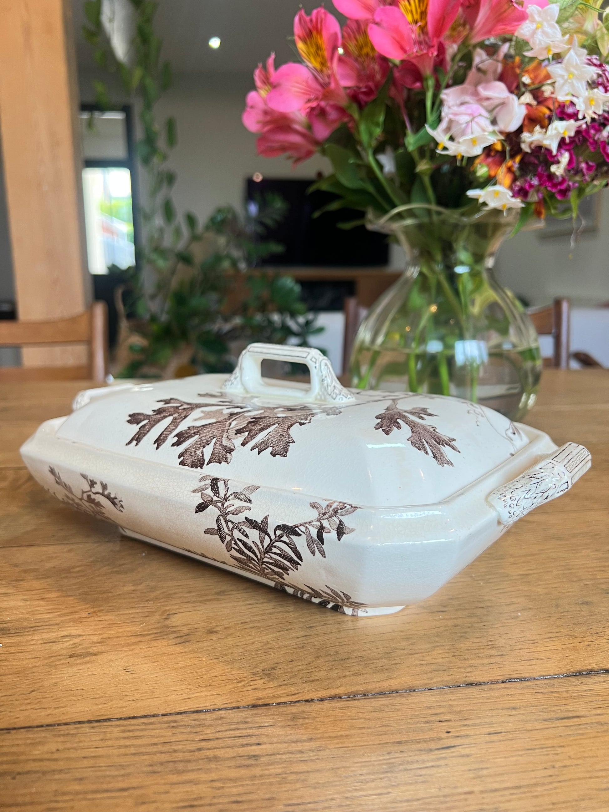 Légumier Wedgwood, anglais, modèle Neptune, en parfait état.