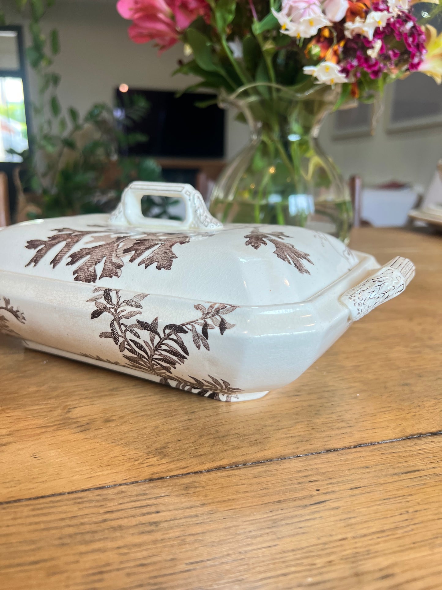 Légumier Wedgwood, anglais, modèle Neptune, en parfait état.