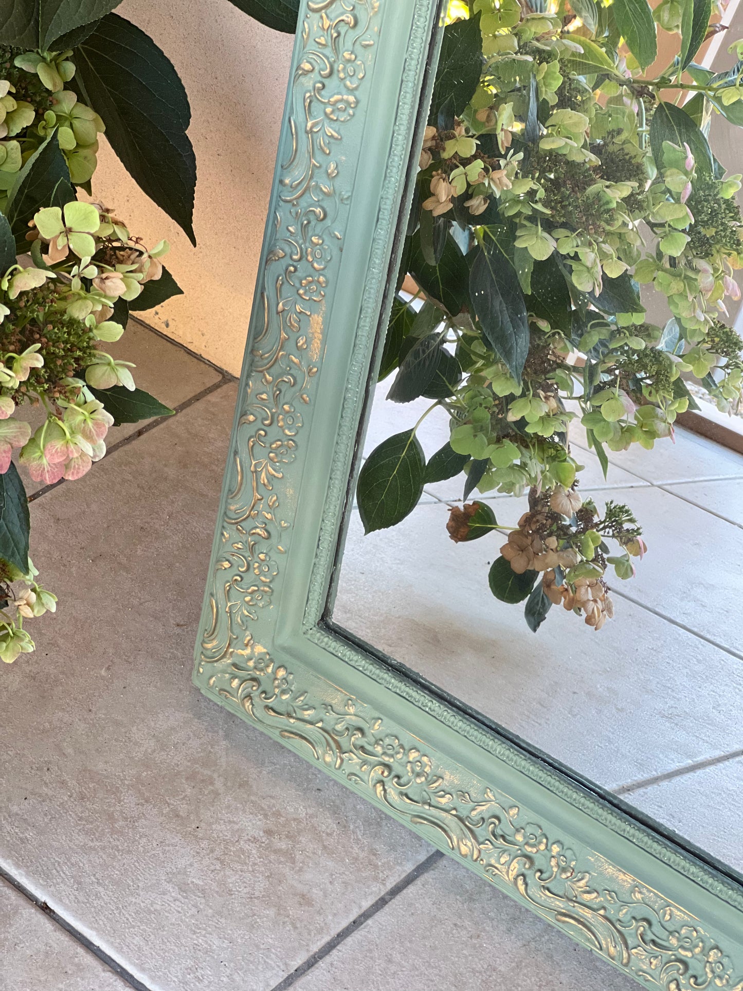 Miroir louis philippe vert et doré, très bon état général.