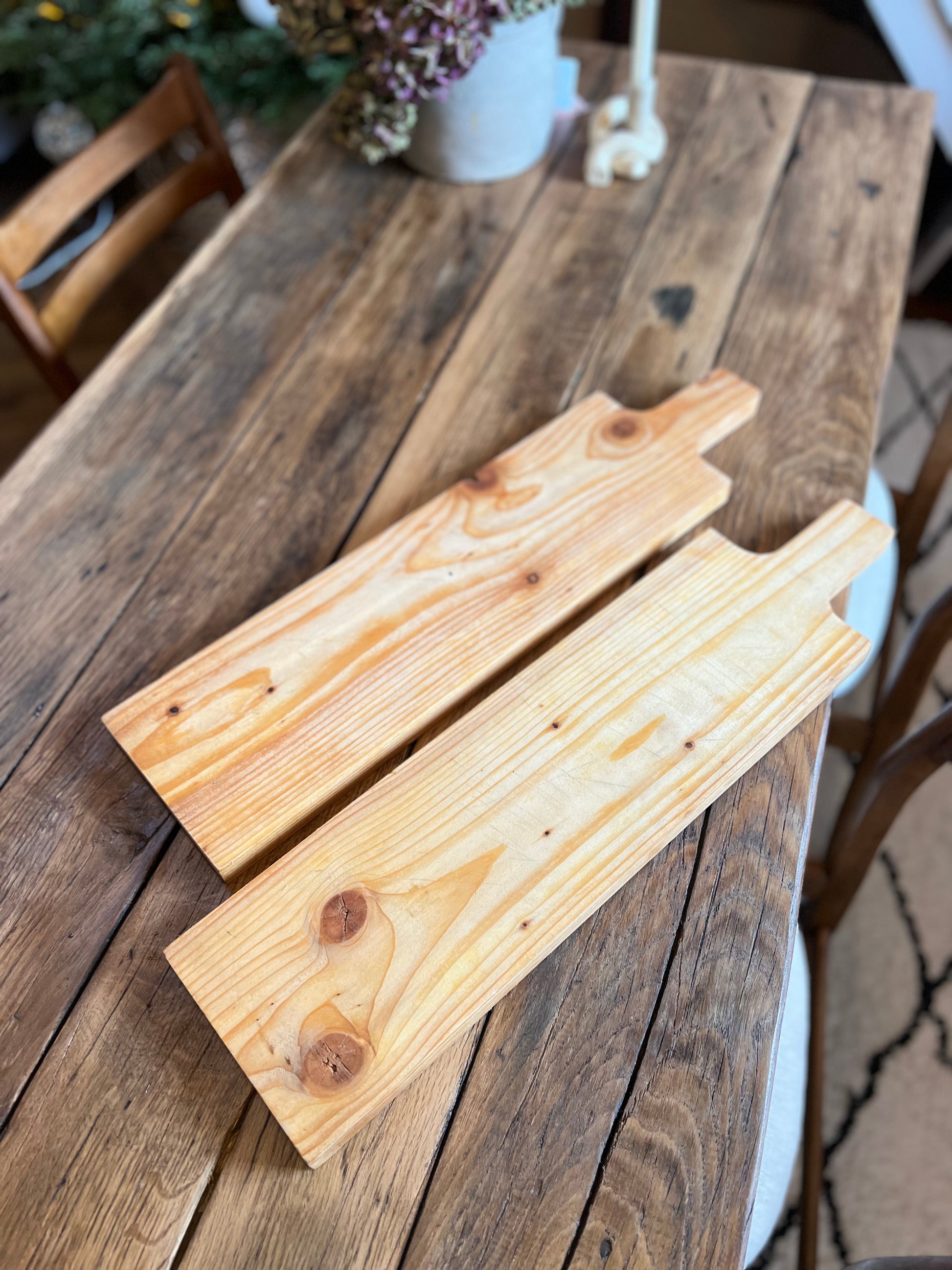 Planches à découper en pin, à utiliser comme planche à découper ou planche de présentation.