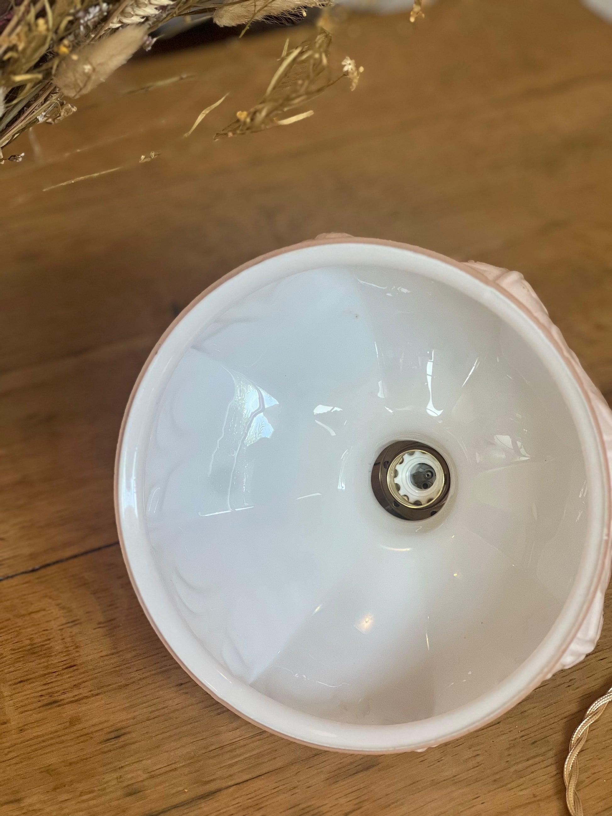 Suspensions rose, douille e14, électricité neuve.