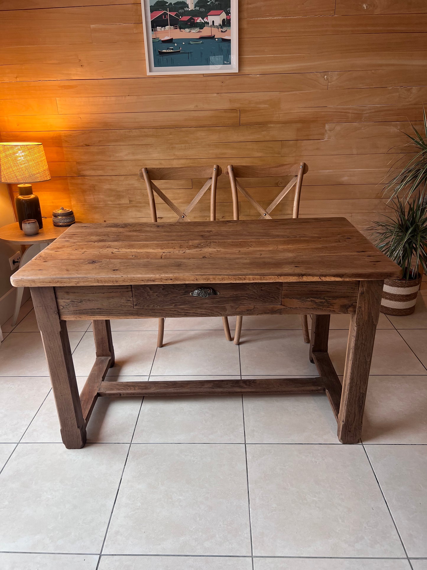 Table en chêne, pour 4 à 6 personnes, avec traverse et tiroir, super solide !